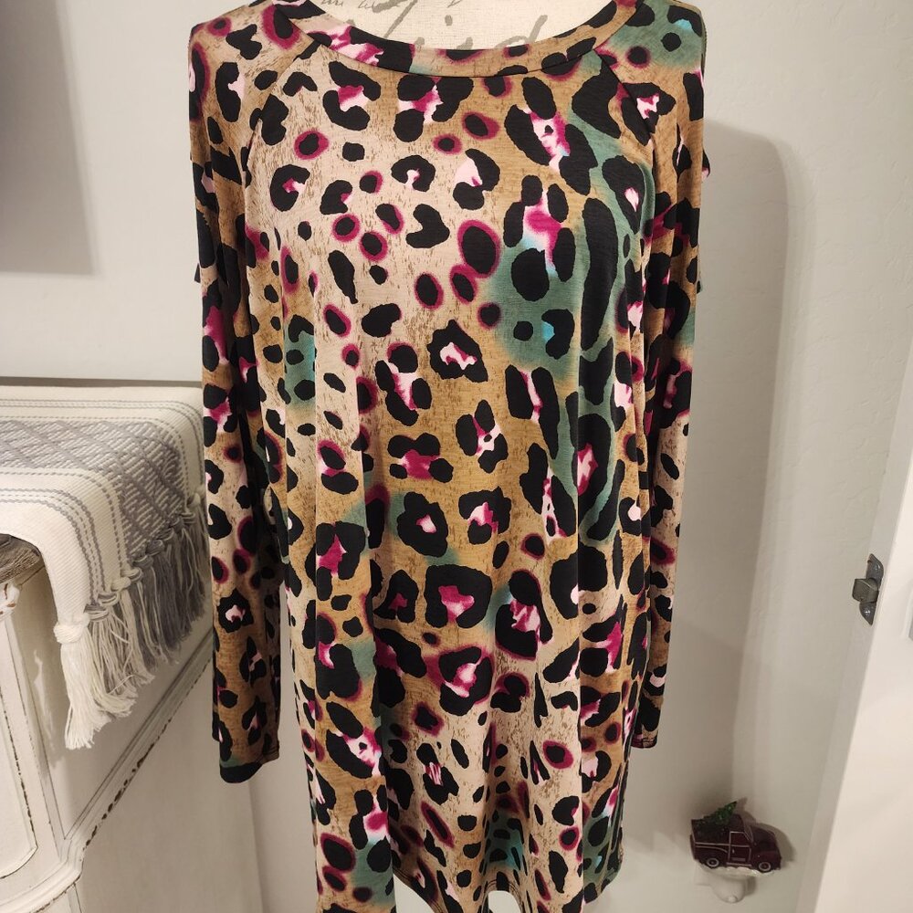 Colorful leopard blouse